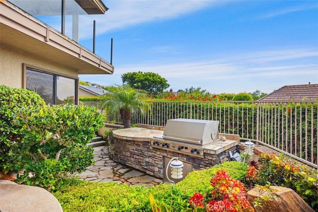 39 Harbor Ridge, Newport Beach, CA 92660