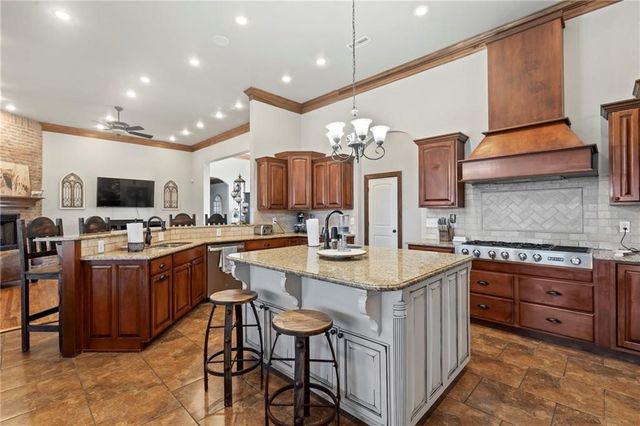 10277 Highway 59, Summers, AR 72769