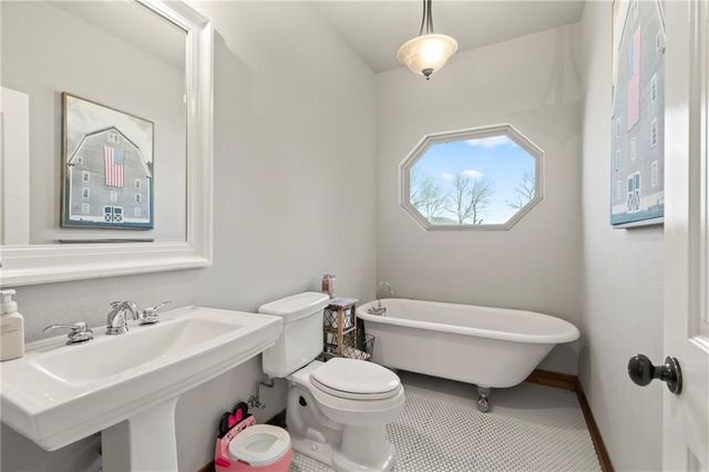 10277 Highway 59, Summers, AR 72769