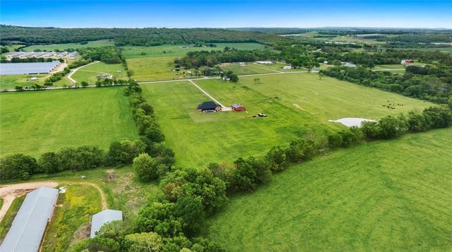 10277 Highway 59, Summers, AR 72769