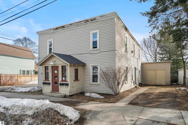 517 S Oak Street, Traverse City, MI 49684