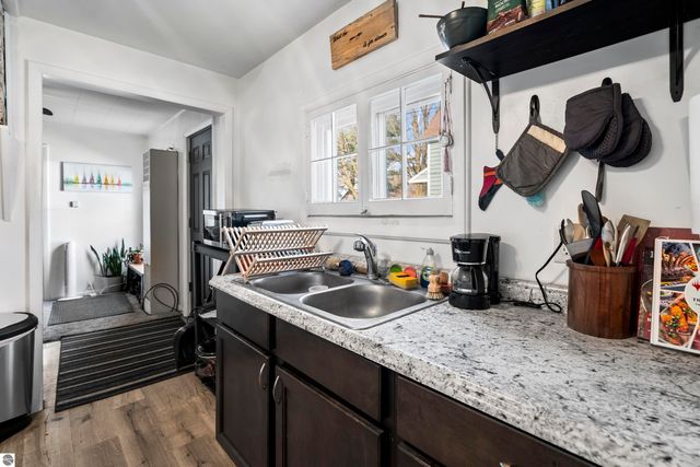 517 S Oak Street, Traverse City, MI 49684