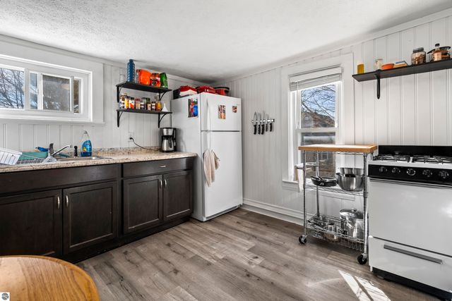 517 S Oak Street, Traverse City, MI 49684