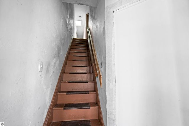 517 S Oak Street, Traverse City, MI 49684