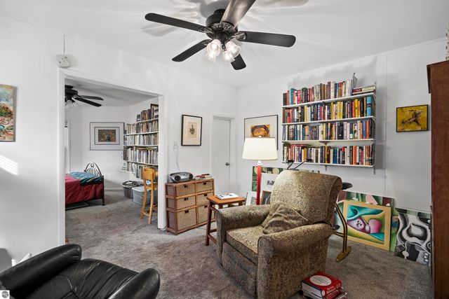 517 S Oak Street, Traverse City, MI 49684