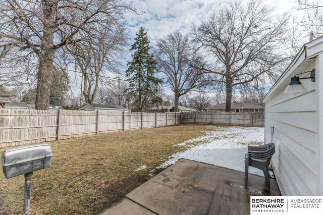 1220 N 42nd Street, Lincoln, NE 68503