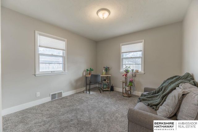 1220 N 42nd Street, Lincoln, NE 68503