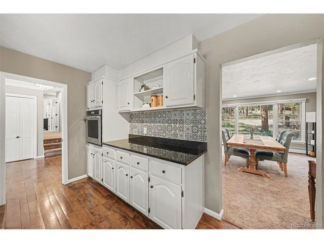 4976 Red Rock Dr, Larkspur, CO 80118