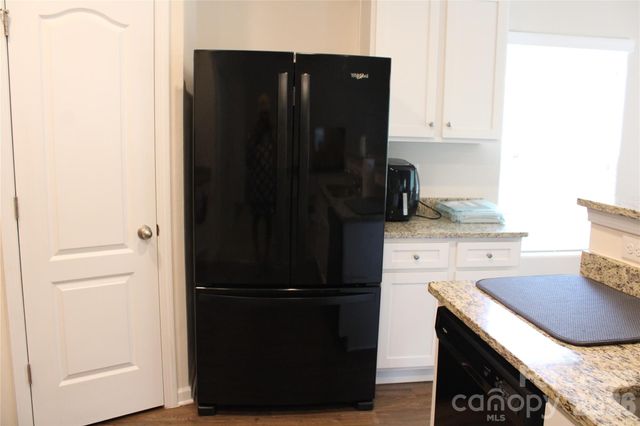 6106 Purbeck Way, Charlotte, NC 28215