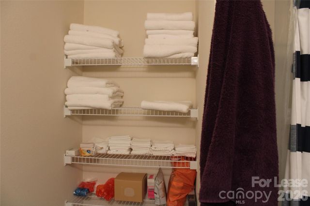 6106 Purbeck Way, Charlotte, NC 28215