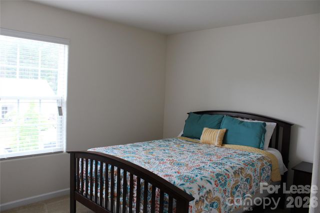 6106 Purbeck Way, Charlotte, NC 28215