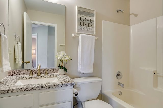 38312 Imperial Lane, Beach Park, IL 60087