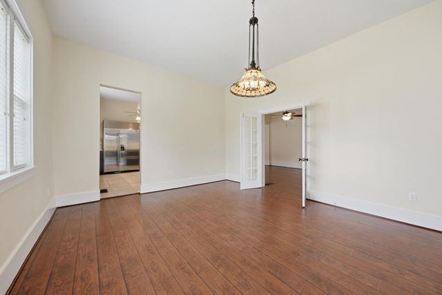 1406 Victoria Street, Navasota, TX 77868