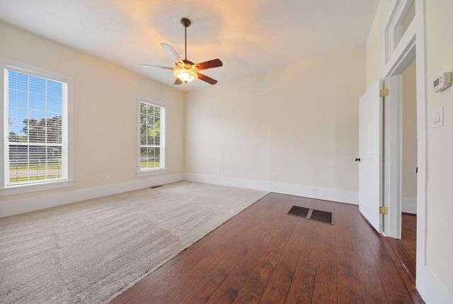 1406 Victoria Street, Navasota, TX 77868