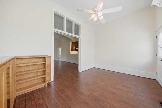 1406 Victoria Street, Navasota, TX 77868