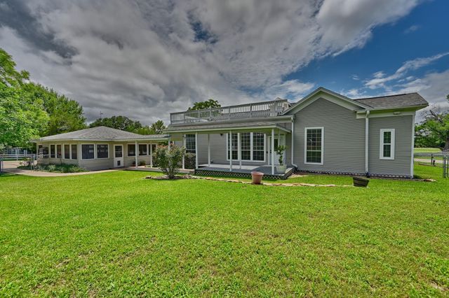 1406 Victoria Street, Navasota, TX 77868