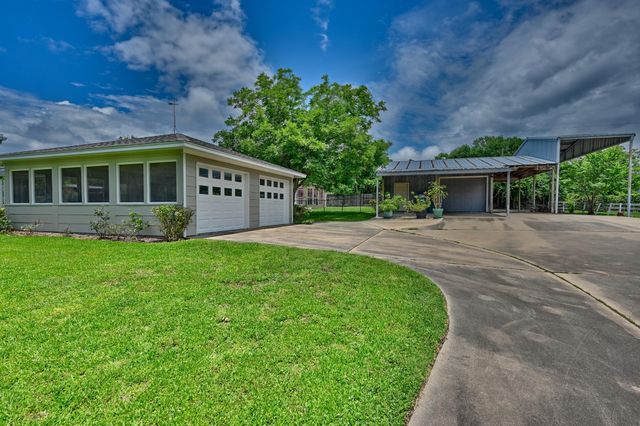 1406 Victoria Street, Navasota, TX 77868