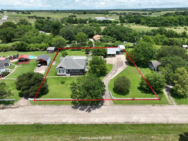 1406 Victoria Street, Navasota, TX 77868