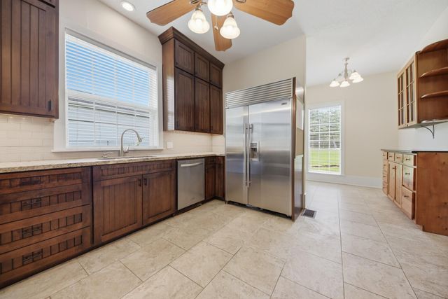 1406 Victoria Street, Navasota, TX 77868
