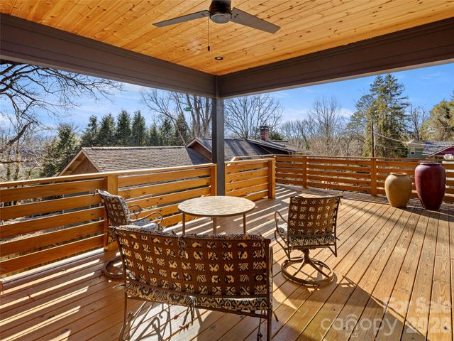 60 Harvard Place, Asheville, NC 28806