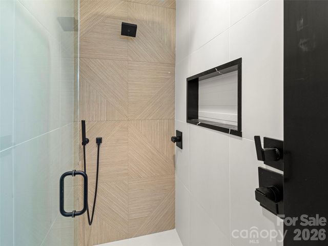 60 Harvard Place, Asheville, NC 28806