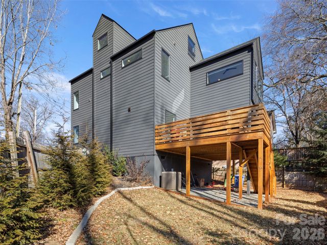 60 Harvard Place, Asheville, NC 28806