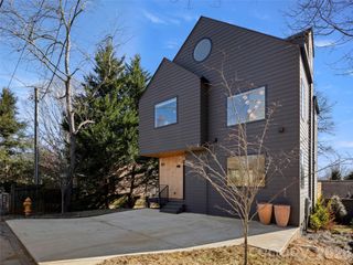 60 Harvard Place, Asheville, NC 28806