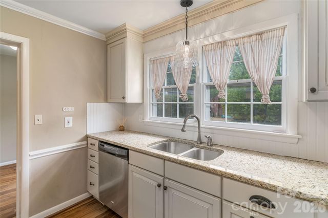 2200 Armstrong Park Drive, Gastonia, NC 28054