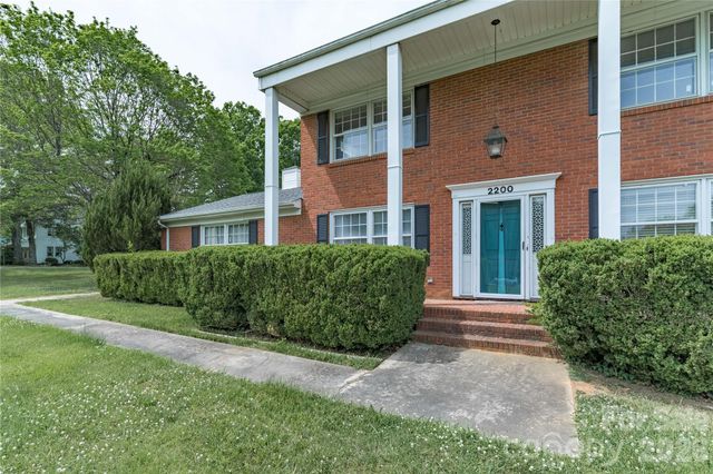 2200 Armstrong Park Drive, Gastonia, NC 28054