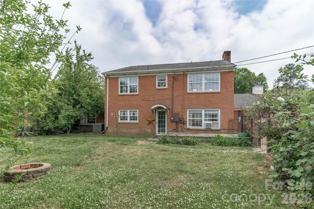 2200 Armstrong Park Drive, Gastonia, NC 28054