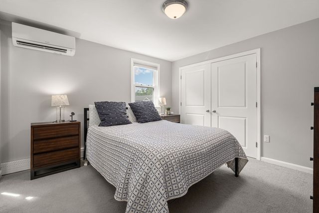 38 Overlook Rd, Waltham, MA 02451