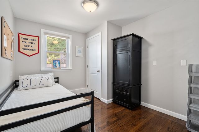 38 Overlook Rd, Waltham, MA 02451