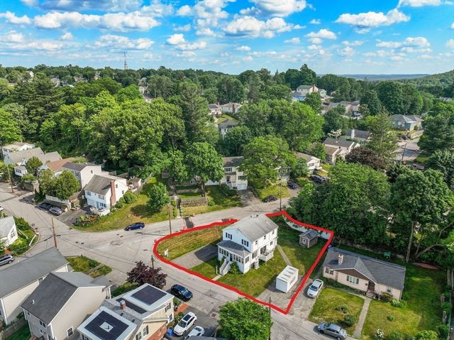 38 Overlook Rd, Waltham, MA 02451