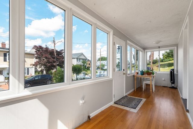 38 Overlook Rd, Waltham, MA 02451