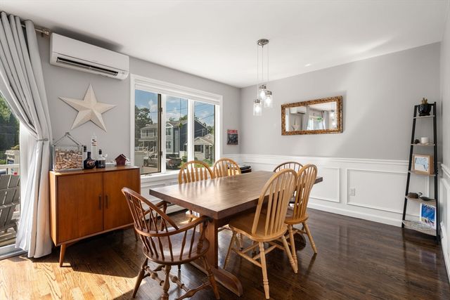 38 Overlook Rd, Waltham, MA 02451