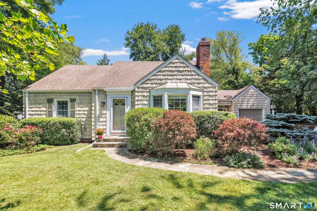 42 Bayberry Road, Fairfield, CT 06825