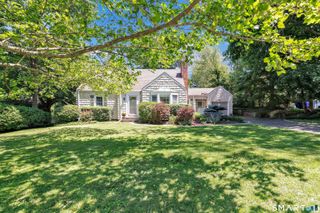 42 Bayberry Road, Fairfield, CT 06825