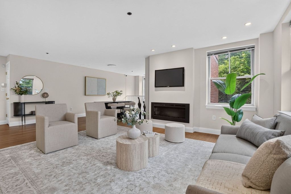 150 Staniford St 331, Boston, MA 02114