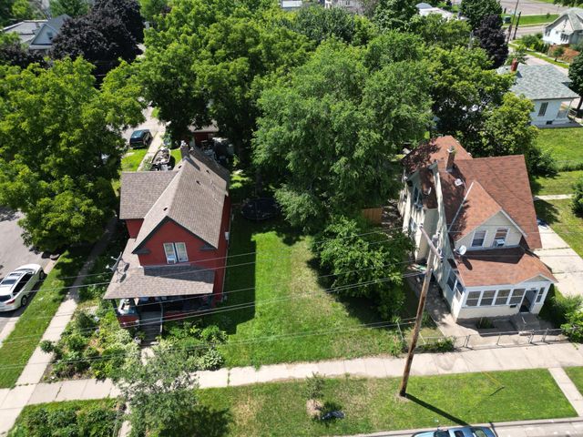 697 Virginia Street, Saint Paul, MN 55103