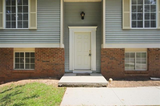 2116 Scarbrough Road, Stone Mountain, GA 30088
