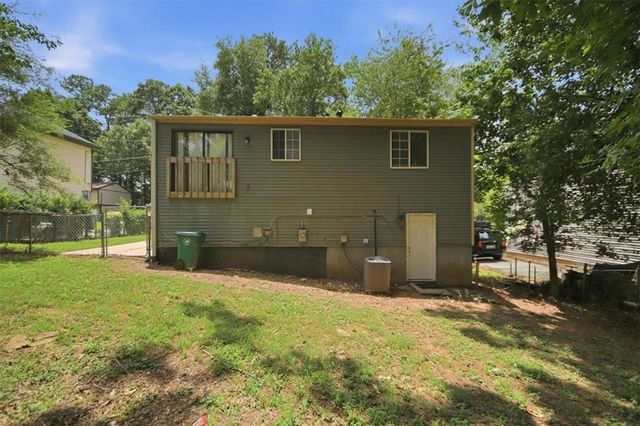 2116 Scarbrough Road, Stone Mountain, GA 30088