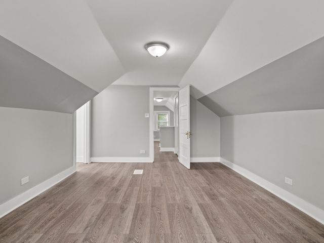 8107 S Princeton Avenue, Chicago, IL 60620