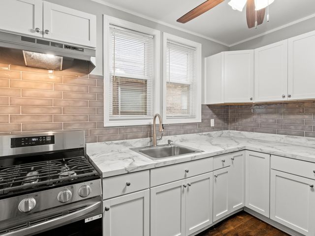 8107 S Princeton Avenue, Chicago, IL 60620