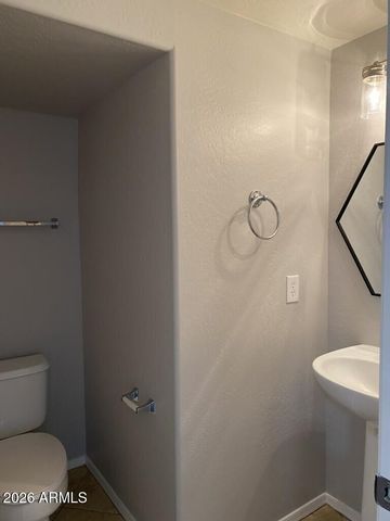 4241 E CARLA VISTA Drive, Gilbert, AZ 85295