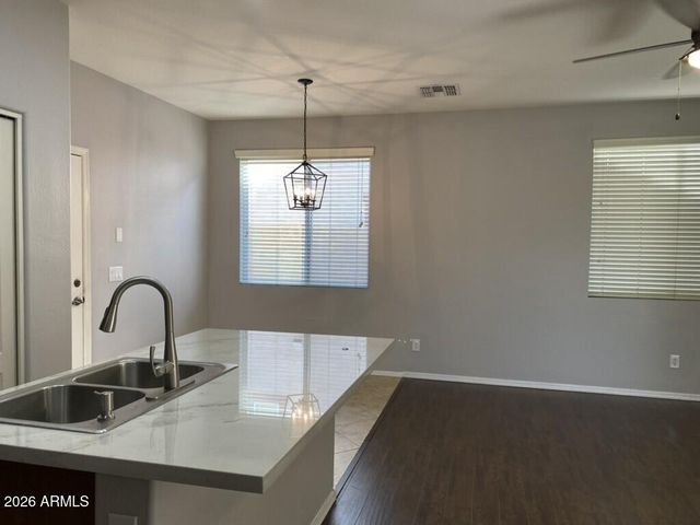 4241 E CARLA VISTA Drive, Gilbert, AZ 85295