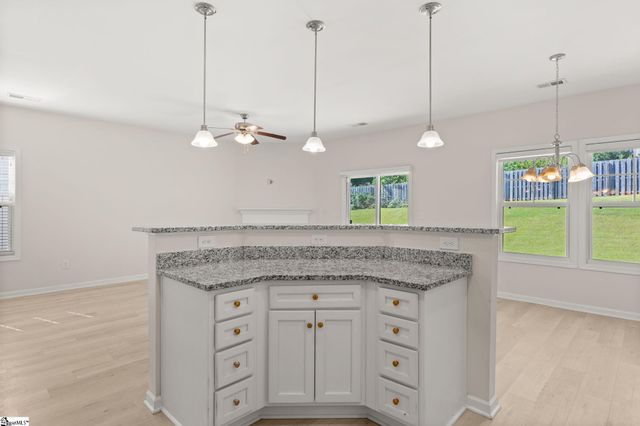 160 Highland Park Court, Easley, SC 29642