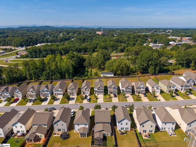 160 Highland Park Court, Easley, SC 29642