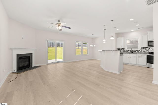 160 Highland Park Court, Easley, SC 29642