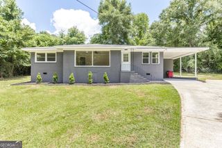 880 Winchester Circle, Macon, GA 31210
