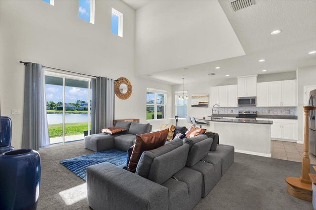 9058 SPRUCE CREEK CIRCLE, Riverview, FL 33578